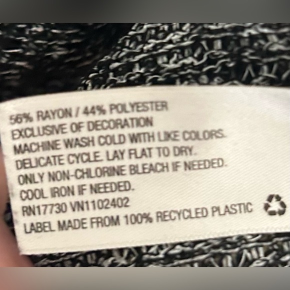 Mossimo Lightweight Gray Knit Sweater w/ Lace Trim - Back Tie & Keyhole - Size L - Picture 5 of 6